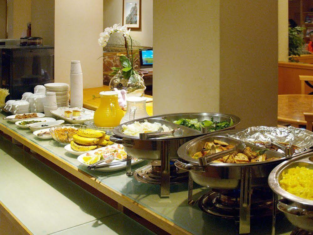 Dong Wu Hotel ไทเป ภายนอก รูปภาพ